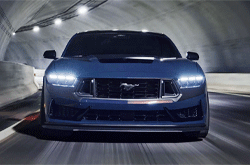 Research 2025 Ford Mustang